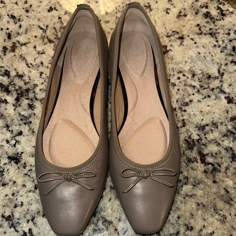 Rockport Total Motion Laylani Ballet Flat Taupe 8.5